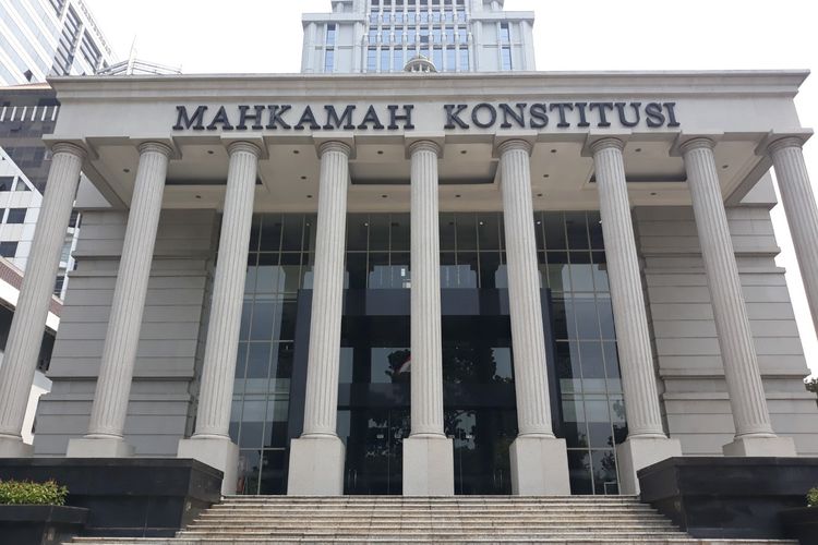 Putusan MK dan Revisi UU Advokat: Mengapa Tata Kelola Profesi Advokat Perlu Diubah?