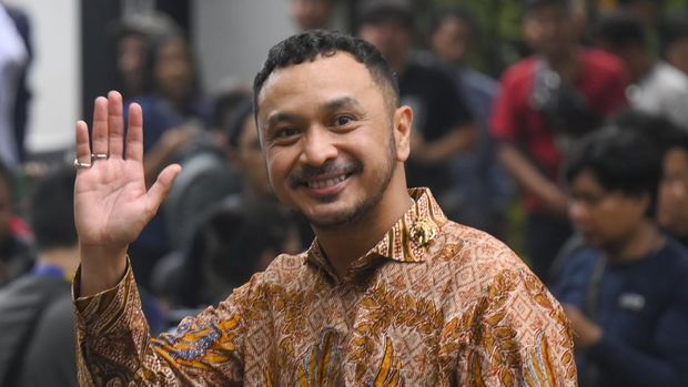 Artis di Kursi Komisaris: Apa yang Sebenarnya Diatur Hukum tentang Pengangkatan Pejabat BUMN?