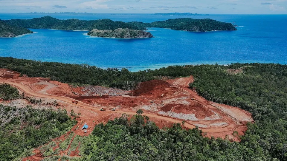 Eksplorasi Pelanggaran Prinsip Keadilan Ekologis dalam Sengketa Pertambangan Nikel di Pulau Gag Raja Ampat