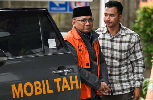Kewenangan Diskresi KPK dan Pemenuhan Asas Umum Pemerintahan yang Baik pada Kasus Pengalihan Penahanan Mantan Menteri Agama Yaqut Cholil Qoumas