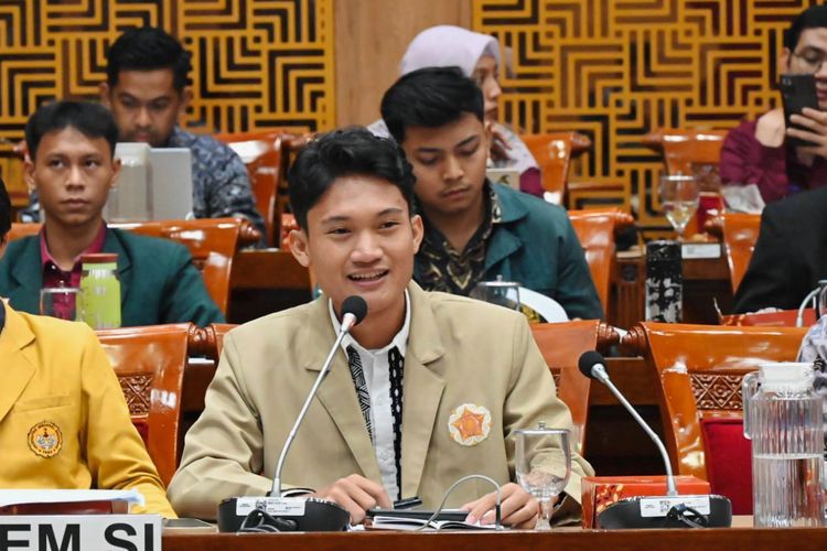 Teror terhadap Ketua BEM UGM Usai Suarakan Isu Anak NTT, Ancam Kebebasan Berekspresi