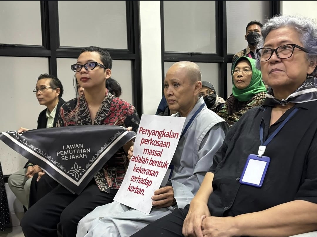 Meja Hijau, Fadli Zon, dan Suara Korban: Sidang Penyangkalan Pemerkosaan Massal Mei 1998